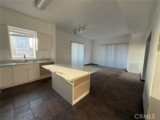 Detail Gallery Image 9 of 28 For 388 E Ocean Bld #212,  Long Beach,  CA 90802 - 2 Beds | 2 Baths