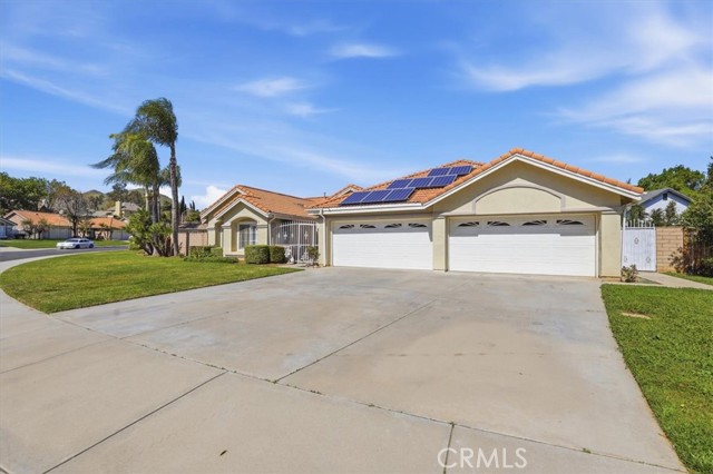 Detail Gallery Image 4 of 42 For 5935 Kings Ranch, Riverside,  CA 92505 - 4 Beds | 2 Baths