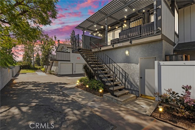 Detail Gallery Image 3 of 20 For 20461 Elm Hill, Yorba Linda,  CA 92886 - 3 Beds | 2 Baths