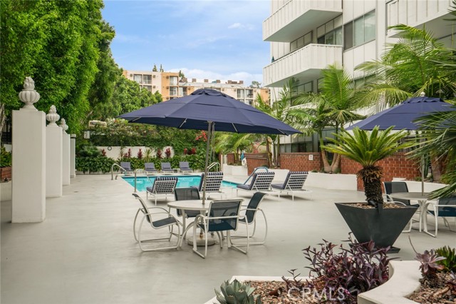 Detail Gallery Image 35 of 37 For 7135 Hollywood Bld #407,  Los Angeles,  CA 90046 - 2 Beds | 2 Baths