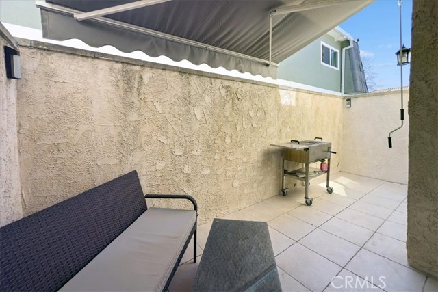 Detail Gallery Image 13 of 23 For 1156 San Rafael #2,  Glendale,  CA 91202 - 2 Beds | 2 Baths
