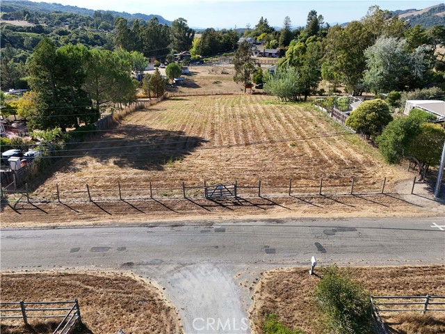 4384 La Paz Lane, Santa Rosa CA: https://media.crmls.org/medias/c3e9fb25-6ac4-4a97-9846-da967f2c5cd5.jpg