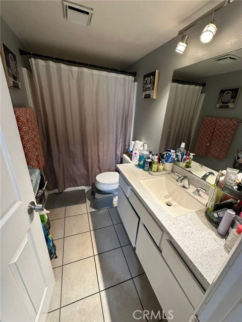 Detail Gallery Image 15 of 21 For 6951 E Gage Ave, Commerce,  CA 90040 - 2 Beds | 2/1 Baths