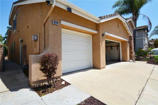 Detail Gallery Image 7 of 17 For 16241 Phidias Ln, Chino Hills,  CA 91709 - 4 Beds | 3/1 Baths
