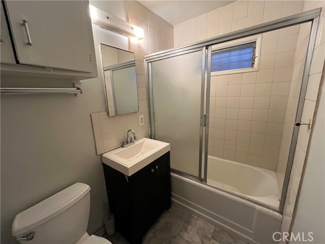 Detail Gallery Image 8 of 22 For 8942 Ilex Ave, Sun Valley,  CA 91352 - 2 Beds | 1 Baths