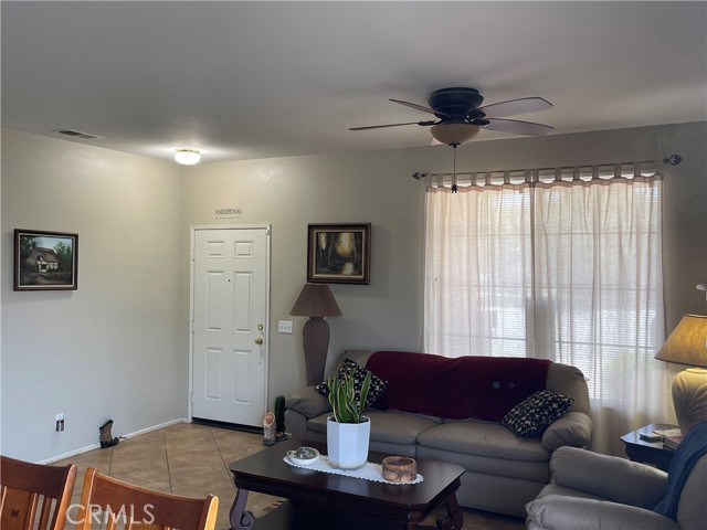 24967 Volga Street, Hemet CA: https://media.crmls.org/medias/c3ec14a1-84c6-4502-b05e-1aaf36b1fc82.jpg