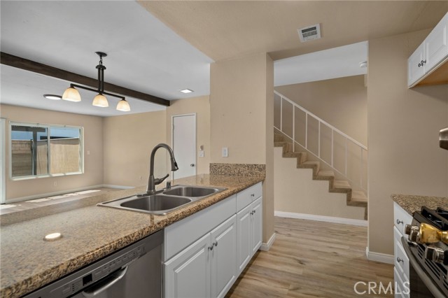 Detail Gallery Image 10 of 28 For 1142 S Dover Cir 60q,  Anaheim,  CA 92805 - 2 Beds | 1/1 Baths
