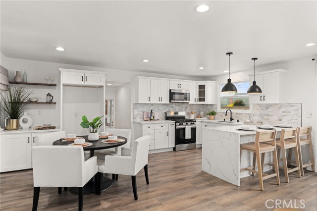Detail Gallery Image 2 of 38 For 10946 Kentucky Ave, Whittier,  CA 90603 - 4 Beds | 3 Baths