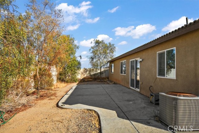905 Broadway Avenue, Barstow CA: https://media.crmls.org/medias/c3ed677c-18e4-463c-9973-94344a12f258.jpg