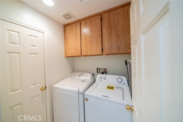 Detail Gallery Image 35 of 46 For 15982 Holly Brook Ln, Victorville,  CA 92395 - 4 Beds | 3 Baths