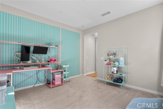 Detail Gallery Image 20 of 56 For 28332 Clarion, Canyon Country,  CA 91350 - 5 Beds | 4/1 Baths