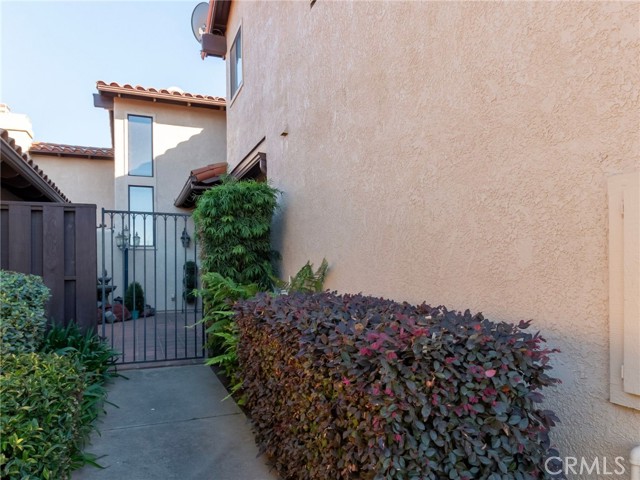 4412 Radcliff Lane, Santa Maria CA: https://media.crmls.org/medias/c3ee10eb-1149-4f8a-8720-a5aff6ab4432.jpg