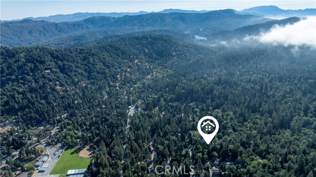 22864 Alder Lane, Crestline CA: https://media.crmls.org/medias/c3eed1d2-c2c7-46fa-ac74-bf6561a4309d.jpg