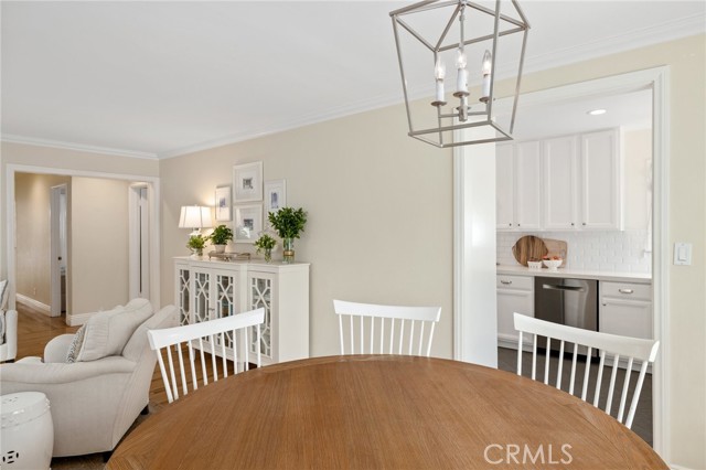 2825 Valley Drive, Manhattan Beach, California 90266, 4 Bedrooms Bedrooms, ,2 BathroomsBathrooms,Residential,Sold,Valley,SB21214274