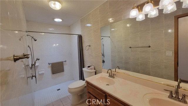 Detail Gallery Image 18 of 57 For 8756 Oakwood Ave, Hesperia,  CA 92345 - 7 Beds | 6 Baths