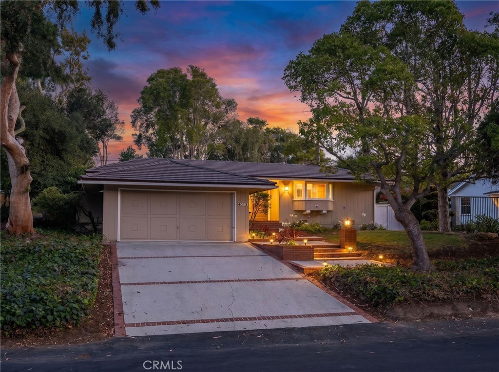 Picture of Palos Verdes Estates, CA 90274