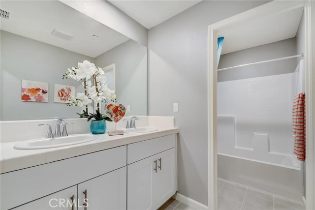 Detail Gallery Image 22 of 23 For 1015 Lucia Ave, Fowler,  CA 93625 - 4 Beds | 2/1 Baths