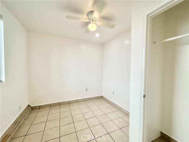2657 E Monroe Street, Carson CA: https://media.crmls.org/medias/c3efb47a-fc56-4023-8f0a-f2d37516a770.jpg