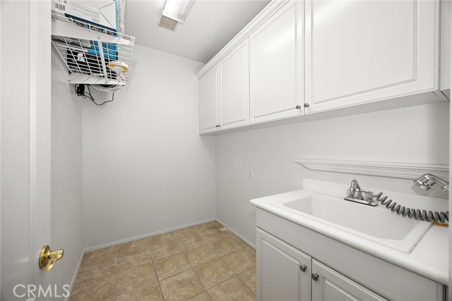 Detail Gallery Image 27 of 38 For 8180 E Brookdale Ln, Anaheim Hills,  CA 92807 - 6 Beds | 4 Baths