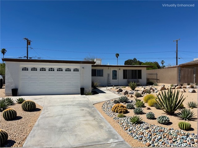6052 Chia Avenue, 29 Palms CA: https://media.crmls.org/medias/c3f09a66-80ce-4bd4-9f66-13788671e608.jpg