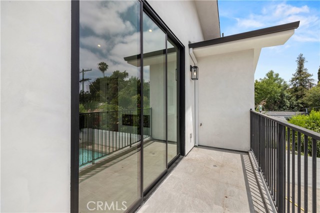 Detail Gallery Image 69 of 75 For 4532 Katherine, Sherman Oaks,  CA 91423 - 6 Beds | 6/1 Baths