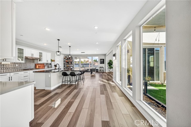 Detail Gallery Image 5 of 57 For 29530 Shire Horse Way, Menifee,  CA 92584 - 6 Beds | 3 Baths