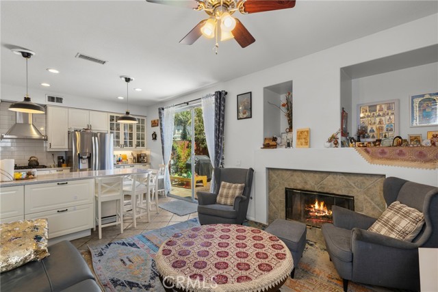 Detail Gallery Image 3 of 28 For 4561 Paseo Girasol, Camarillo,  CA 93012 - 4 Beds | 2/1 Baths