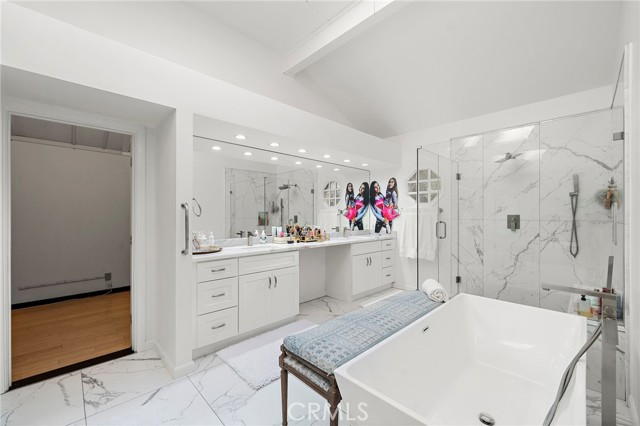 Detail Gallery Image 22 of 47 For 3 Sea Cove, Newport Beach,  CA 92660 - 2 Beds | 2 Baths