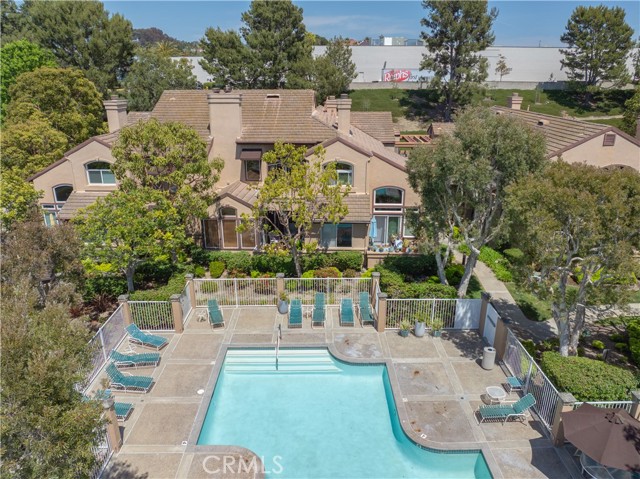 9 Silvertide Drive, Dana Point CA: https://media.crmls.org/medias/c3f703ce-b98a-47d5-8619-57a8a1fd066a.jpg