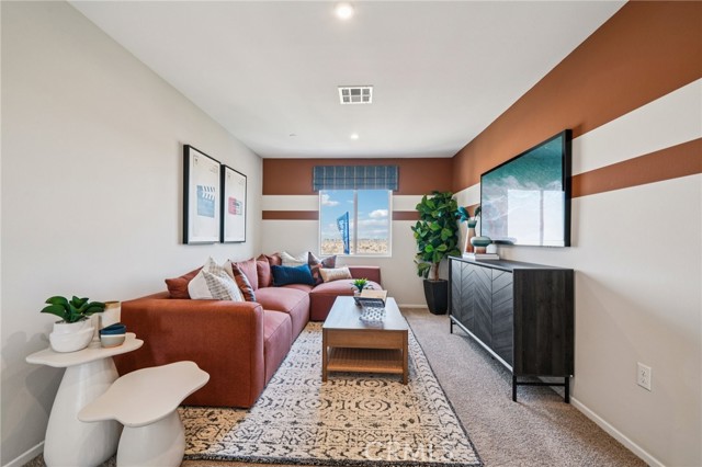 Detail Gallery Image 17 of 39 For 15442 Thundercloud Ln, Victorville,  CA 92394 - 3 Beds | 2/1 Baths