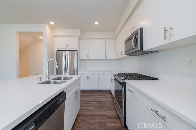 12173 Meridian, Rancho Cucamonga CA: https://media.crmls.org/medias/c3f8afe6-80fa-4ba7-885e-7a3bf6ec1270.jpg