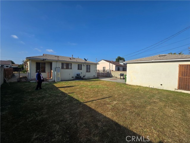 912 119th Street, Los Angeles, California 90059, 2 Bedrooms Bedrooms, ,1 BathroomBathrooms,Single Family Residence,For Sale,119th,OC24128030