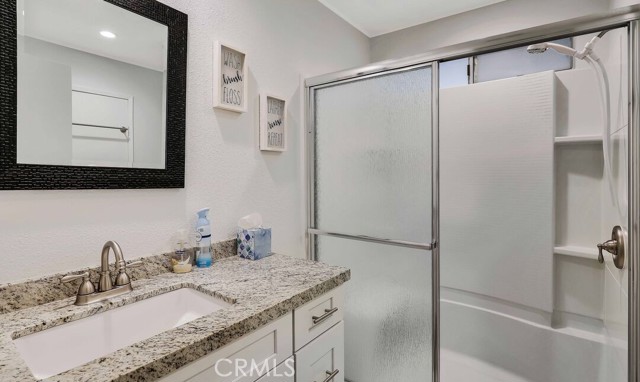 442 Paseo Perdido, Cathedral City CA: https://media.crmls.org/medias/c3f947f1-081e-4730-83b7-e86c6687a3e3.jpg
