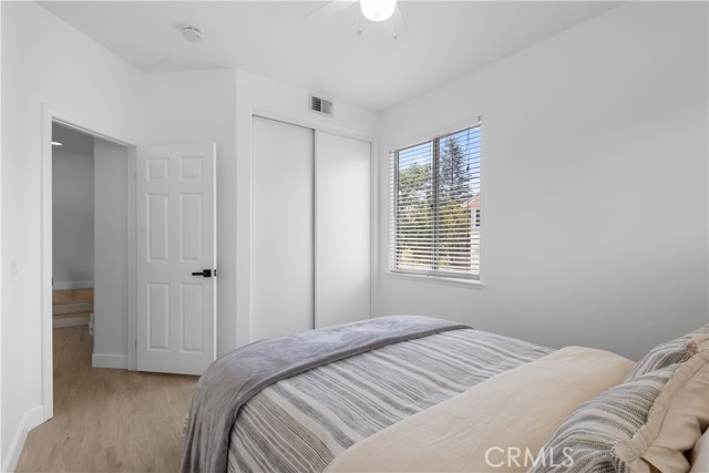 2517 Renata Court, Thousand Oaks CA: https://media.crmls.org/medias/c3fac153-a26b-46f2-a3c4-3a9c69e2338e.jpg