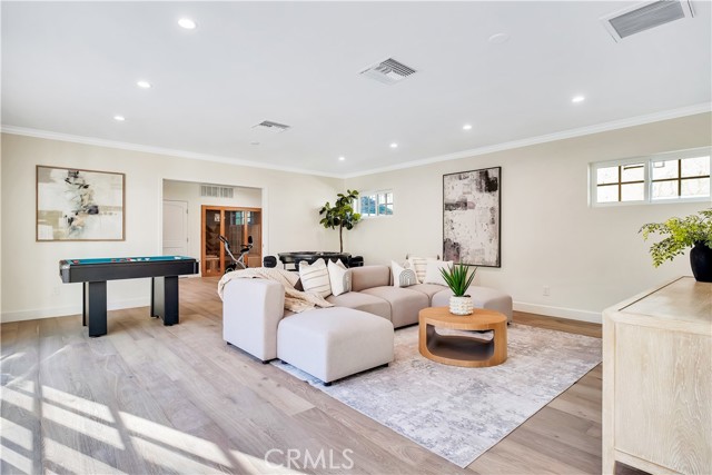 Detail Gallery Image 24 of 66 For 4001 4001 Pine, Long Beach,  CA 90807 - 5 Beds | 5 Baths