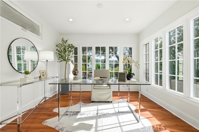 Detail Gallery Image 7 of 8 For 3408 Troy, Los Angeles,  CA 90068 - 3 Beds | 2 Baths