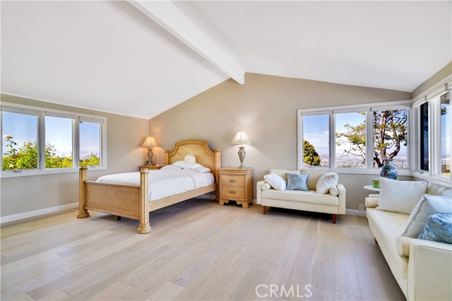 13 Buggy Whip Drive, Rolling Hills CA: https://media.crmls.org/medias/c3fe28cf-4439-4a27-bac6-849e552bc98b.jpg