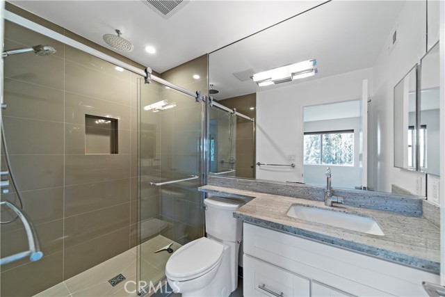 Detail Gallery Image 26 of 34 For 1252 Formosa, West Hollywood,  CA 90046 - 2 Beds | 2/1 Baths