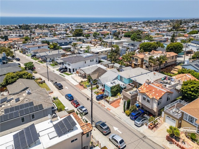 1107 2nd Street, Hermosa Beach, California 90254, 3 Bedrooms Bedrooms, ,1 BathroomBathrooms,Residential,Sold,2nd,SB24118456