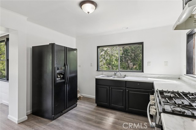 Detail Gallery Image 14 of 41 For 532 Sunset, Crestline,  CA 92325 - 3 Beds | 1/1 Baths