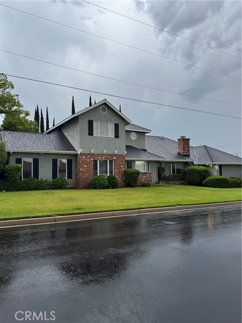 1270 Belle Road, Calimesa CA: https://media.crmls.org/medias/c401b259-fb3b-4c97-bd52-5f2af8a6179e.jpg