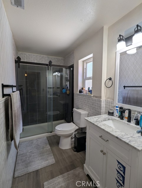 751 Glenwood Lane, Willows CA: https://media.crmls.org/medias/c401b690-7c7f-426b-9cf7-064268a3f2bc.jpg