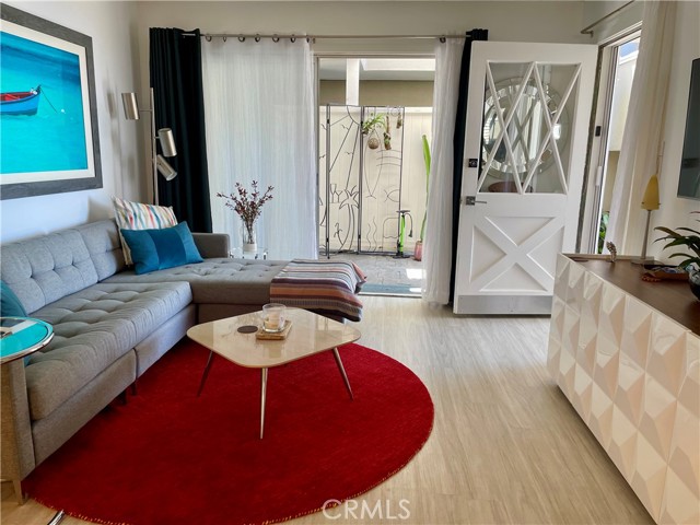 21701 Wesley Drive # B, Laguna Beach, California 92651, 2 Bedrooms Bedrooms, ,1 BathroomBathrooms,Residential Lease,For Rent,21701 Wesley Drive # B,CROC24164595