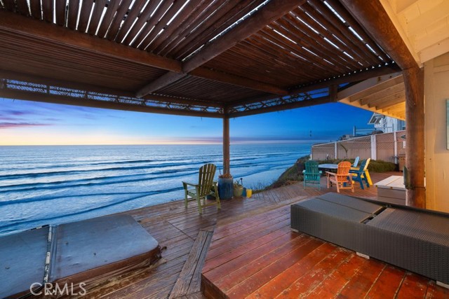 960 Neptune Avenue, Encinitas CA: https://media.crmls.org/medias/c402de2f-68a3-4595-b0a2-01aa31012f5c.jpg