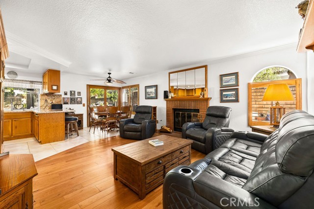 Detail Gallery Image 11 of 50 For 24711 Monte Royale, Laguna Hills,  CA 92653 - 4 Beds | 2/1 Baths