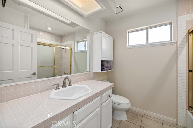 Detail Gallery Image 22 of 56 For 5704 Bulford Pl, Lancaster,  CA 93536 - 3 Beds | 2/1 Baths