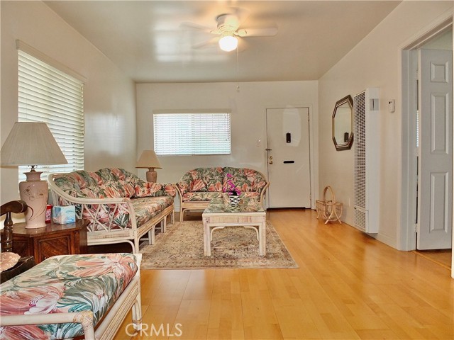 Detail Gallery Image 10 of 35 For 230 -230 1/2 N Alvarado St, Los Angeles,  CA 90026 - 2 Beds | 2 Baths