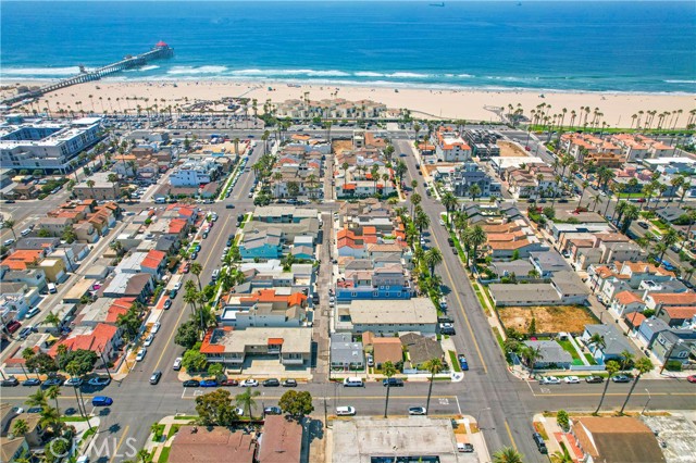 715 Olive Avenue, Huntington Beach CA: https://media.crmls.org/medias/c4057022-8200-430c-ad65-ee0c2be8195f.jpg