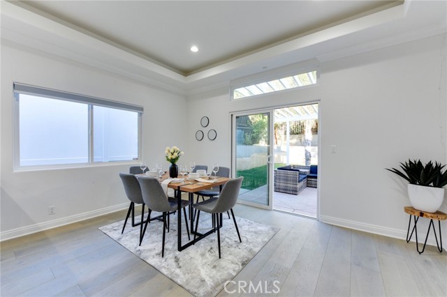 Detail Gallery Image 20 of 29 For 22237 Buena Ventura St, Woodland Hills,  CA 91364 - 3 Beds | 2 Baths