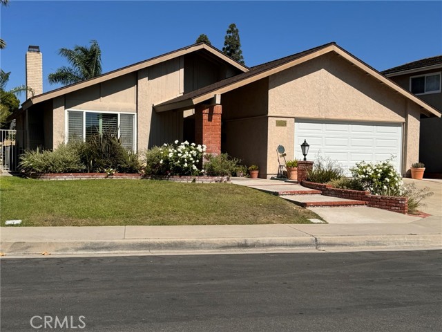 Detail Gallery Image 1 of 1 For 5842 Lynnbrook, Yorba Linda,  CA 92886 - 3 Beds | 2 Baths